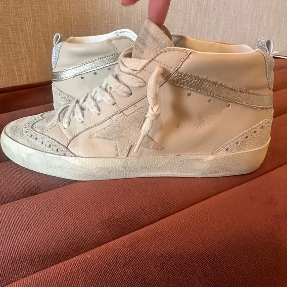 Golden Goose Cream High-Top Sneakers with Star - Picture 3 of 11